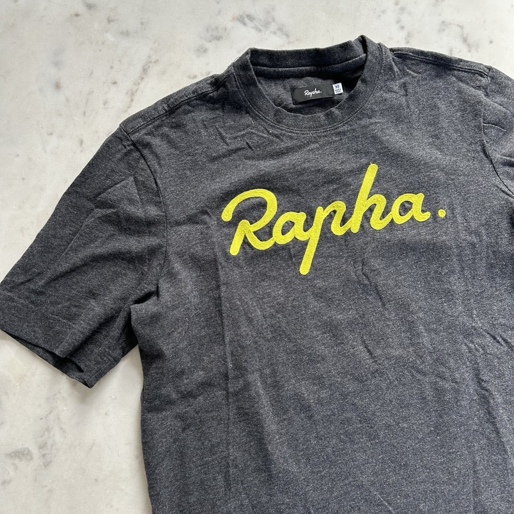 Rapha Logo T-Shirt Mens XS Charcoal Grey Yellow Script Chain Stitch Cotton Tee